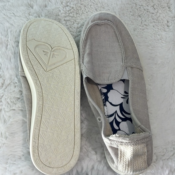 Roxy minnow slip on boat shoes - Picture 3 of 8